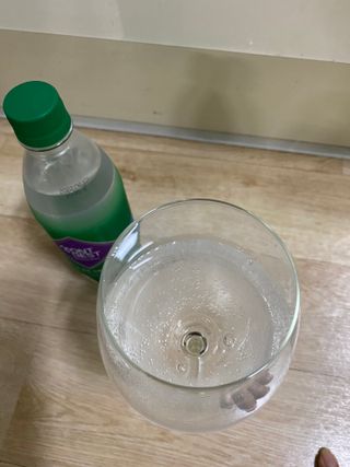 몽베스트 Montbest with Sparkling water Plain 20병 — 5점을 준 리뷰어가 2021년 11월 올린 사용 사진