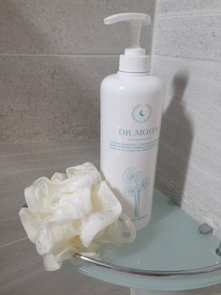 [닥터문] 센텔라 시카케어 화이트머스크 바디워시 1000ml — 5점을 준 리뷰어가 2023년 6월 올린 사용 사진