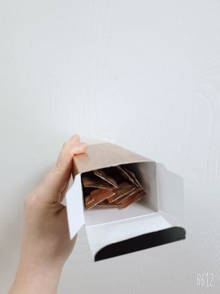 서울약사신협_투데이홍삼정플러스스틱_10g x 30포 — 5점을 준 리뷰어가 2021년 3월 올린 사용 사진
