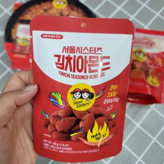 [서울시스터즈] CU 김치 4총사 세트-김치볶음밥, 김치큐브닭, 김치바삭김, 김치아몬드 — 3점을 준 리뷰어가 2021년 10월 올린 사용 사진