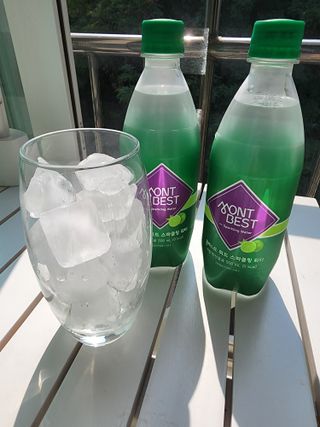 몽베스트 Montbest with Sparkling water Lime20병 — 5점을 준 리뷰어가 2022년 6월 올린 사용 사진