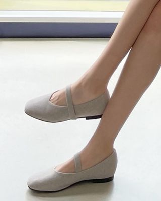 로서울 Rowie mary jane shoes Velvet, Ecoclean — 5점을 준 리뷰어가 2021년 9월 올린 사용 사진