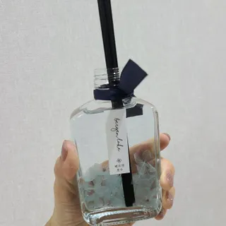 디어포레스트 쁘띠 플라워 디퓨저 시리즈 — 4점을 준 리뷰어가 2022년 9월 올린 사용 사진