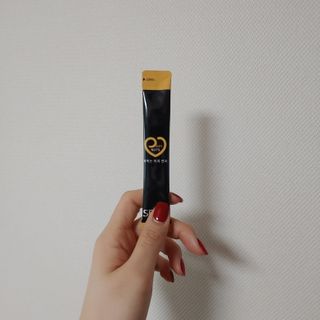 짜먹는 이지견과 짜먹는 이지아몬드, 짜먹는 이지허니피넛, 짜먹는 이지캐슈넛 각 10g X  10포 — 3점을 준 리뷰어가 2021년 1월 올린 사용 사진