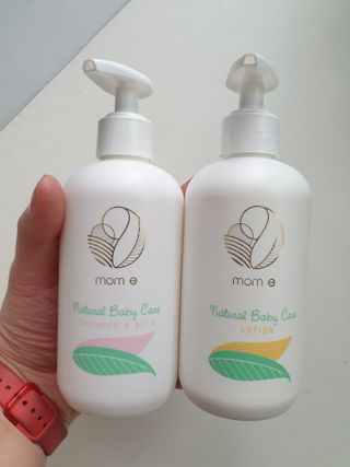 mom e 맘이 내추럴 베이비 케어 샴푸앤바스+로션 — 5점을 준 리뷰어가 2021년 1월 올린 사용 사진