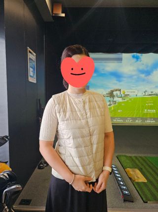 [구매평] 다운블로우 여성 스포츠 덕다운 투웨이 경량 패딩 조끼 베스트 DBC 1908 — 5점을 준 리뷰어가 2025년 10월 올린 사용 사진