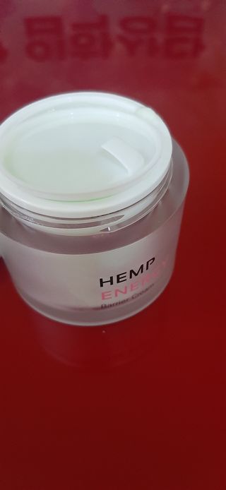 엔디어고 햄프에너지 베리어 크림 50ml — 5점을 준 리뷰어가 2022년 11월 올린 사용 사진