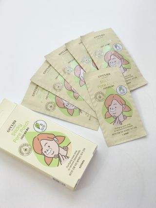세뚜아(Cettua) 세뚜아 스티키 포어 패치 Cettua Sticky Pore Patch — 4점을 준 리뷰어가 2023년 6월 올린 사용 사진