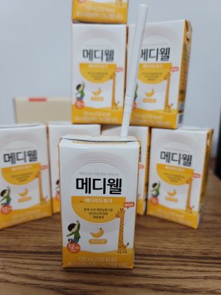 메디웰 페디아드링크 미니 바나나맛 — 5점을 준 리뷰어가 2022년 8월 올린 사용 사진