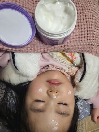 소이베베X신비아파트 세라마이드 울트라 아토 고보습 크림 — 5점을 준 리뷰어가 2023년 2월 올린 사용 사진
