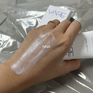 바르셀 톤업 무기자차 자외선차단제 순한 선크림 인텐시브 선 젠 50ml — 5점을 준 리뷰어가 2021년 11월 올린 사용 사진