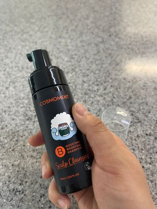 코스모먼트 부스티모 부스팅샴푸60ml + 비듬세정 진정샴푸50ml — 5점을 준 리뷰어가 2021년 11월 올린 사용 사진