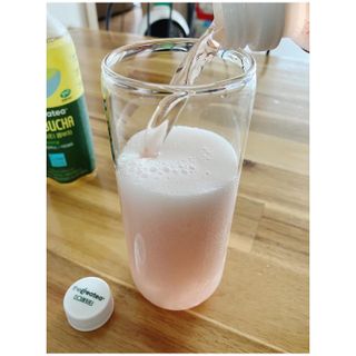 더그레잇티 콤부차 [매일유업] 더그레잇티 44kcal 콤부차 300ml *12개입 (오리지널 6개+베리리치 6개) — 5점을 준 리뷰어가 2023년 8월 올린 사용 사진