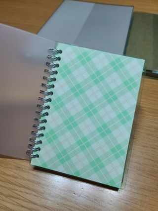 워터멜론컴퍼니 생각의 재발견, 상상을 실현하는 노트! 메이드바이 노트/드로잉북 — 5점을 준 리뷰어가 2022년 10월 올린 사용 사진