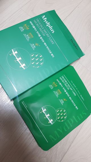 마이디플러스 트러블 릴리프 케어 마이크로 패치 1박스 2매 — 4.5점을 준 리뷰어가 2021년 11월 올린 사용 사진