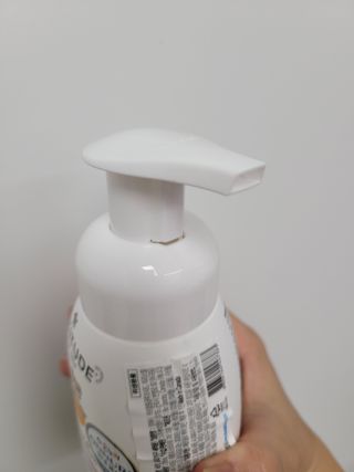 에티튜드 천연 젖병세정제 무향 아토베이비 폼타입 (295ml) 천연 친환경 비건 — 5점을 준 리뷰어가 2022년 8월 올린 사용 사진