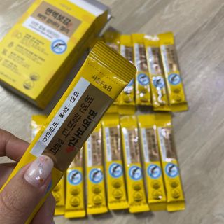 서울에프엔비 면역보감 뼈엔 칼비타 젤리 아연·칼슘·비타민D 20g X 15포 — 5점을 준 리뷰어가 2021년 11월 올린 사용 사진