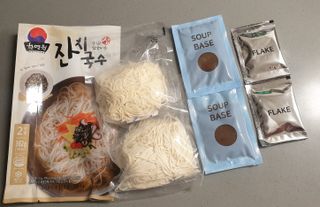 [한면원] 잔치국수 2인분 — 5점을 준 리뷰어가 2023년 4월 올린 사용 사진