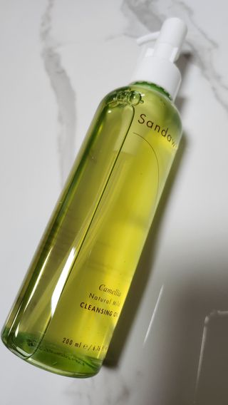 스킨큐어 산다화 순한 클렌징 동백 오일 200ml — 5점을 준 리뷰어가 2023년 4월 올린 사용 사진