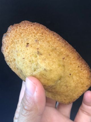 [메종콜리브리] 프랑스 마들렌 메종콜리브리 피스타치오 마들렌 2팩 — 5점을 준 리뷰어가 2021년 11월 올린 사용 사진
