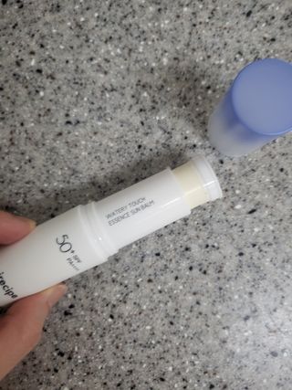 아이레시피 워터리터치 에센스 선 밤 [SPF50+/PA++++] — 3.5점을 준 리뷰어가 2023년 7월 올린 사용 사진