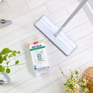 3M 스카치브라이트 재활용 PET 정전기청소포 대형 30매 (막대걸레 증정) — 5점을 준 리뷰어가 2023년 5월 올린 사용 사진