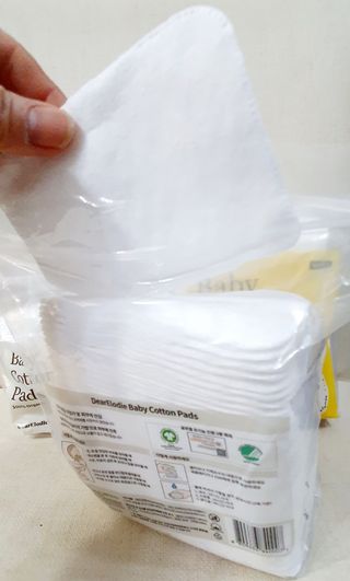 디어엘로디 프리미엄 유기농 유아 솜티슈 40매 3Pack +60매 1Pack 혼합형 — 5점을 준 리뷰어가 2021년 4월 올린 사용 사진