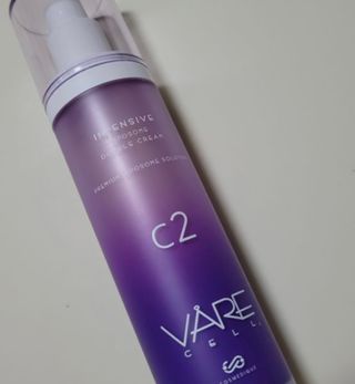 바르셀 주름개선 리프팅 영양크림 인텐시브 리포좀 더블크림-C2 50ml — 4.5점을 준 리뷰어가 2021년 11월 올린 사용 사진