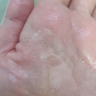 벨먼 내추럴스파 수분광채 스크럽 바디워시 600ml 5종 — 5점을 준 리뷰어가 2022년 5월 올린 사용 사진