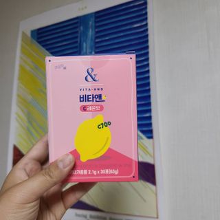 비타앤C 레몬맛, 망고맛 — 5점을 준 리뷰어가 2021년 6월 올린 사용 사진