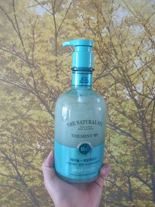벨먼 내추럴스파 수분광채 스크럽 바디워시 600ml 5종 — 4.5점을 준 리뷰어가 2022년 5월 올린 사용 사진