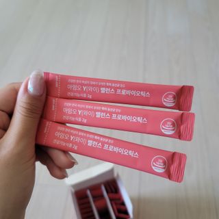 아임오 Y와이 밸런스 프로바이오틱스 30포 — 5점을 준 리뷰어가 2021년 8월 올린 사용 사진