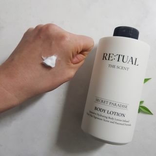 레츄얼 더 센트 바디로션 시크릿 파라다이스(500ml) — 5점을 준 리뷰어가 2022년 10월 올린 사용 사진