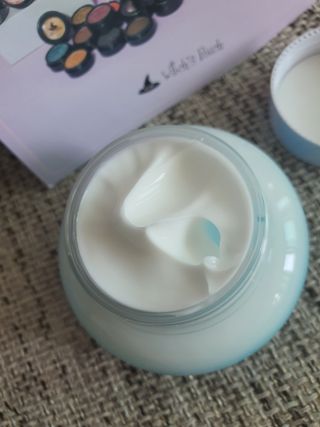 [리즐리] 블루어스 트리플 멀티 카밍 파워풀 크림 150g — 5점을 준 리뷰어가 2021년 10월 올린 사용 사진