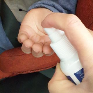 셀바이져 항균 스프레이 핸드워시 + 키즈세정제 SET — 5점을 준 리뷰어가 2021년 3월 올린 사용 사진