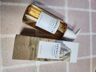 스킨1004 [SKIN1004] 마다가스카르 센텔라 라이트 클렌징 오일 200ml — 5점을 준 리뷰어가 2024년 8월 올린 사용 사진