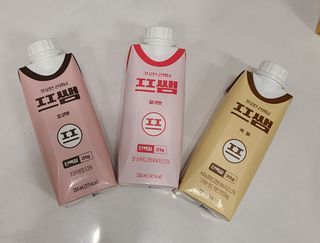 파워풀엑스 [프쌤] 더 맛있고 강력해진 고단백 음료 3종 (초코맛,딸기맛,커피맛) — 4점을 준 리뷰어가 2023년 1월 올린 사용 사진