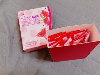 헬스업_쁘띠쁘띠석류콜라겐젤리_20g x 14포 — 5점을 준 리뷰어가 2021년 1월 올린 사용 사진