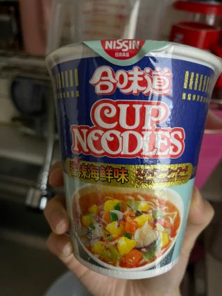 NISSIN 닛신 컵누들  4종 - 씨푸드오리지날, 씨푸드 스파이시, 씨푸드 커리, 씨푸드 XO소스 — 5점을 준 리뷰어가 2022년 11월 올린 사용 사진
