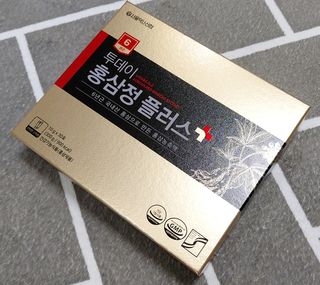 서울약사신협_투데이홍삼정플러스스틱_10g x 30포 — 5점을 준 리뷰어가 2021년 5월 올린 사용 사진