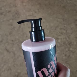 난나 살몬 스파이더 검버섯 미백 톤업 화이트닝 연어 앰플 크림 300ml 대용량 — 4점을 준 리뷰어가 2022년 8월 올린 사용 사진