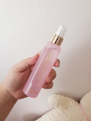 멈칫 X 최준 헤어 앤 바디미스트 소프트블루솝, 마젠타레이디 2종 — 5점을 준 리뷰어가 2021년 8월 올린 사용 사진