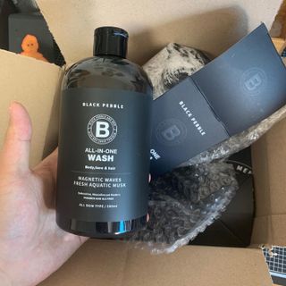 블랙페블 올인원 워시 마그네틱 웨이브 500ml — 3.5점을 준 리뷰어가 2021년 5월 올린 사용 사진