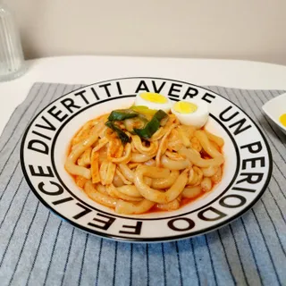 [푸딩팩토리] 요즘누들떡볶이540g + 매콤누들떡볶이 470g — 5점을 준 리뷰어가 2022년 9월 올린 사용 사진