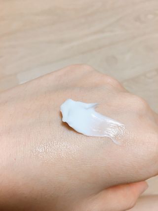 [후르디아] 72시간 블루베리 속살 수분크림 — 3점을 준 리뷰어가 2021년 2월 올린 사용 사진