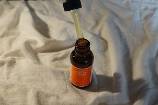 더마 사이언스 비타민 CCC 앰플 기미 브라이트닝 세럼 30ml — 5점을 준 리뷰어가 2021년 8월 올린 사용 사진