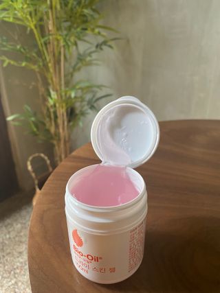 바이오오일 [바이오-오일] 드라이 스킨 젤 100ml — 4.5점을 준 리뷰어가 2021년 9월 올린 사용 사진