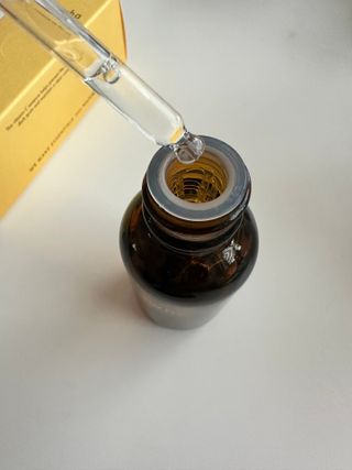 스킨큐어 산다화 비타민c 화이트닝 에센스 30ml — 4점을 준 리뷰어가 2024년 1월 올린 사용 사진