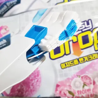 이지드롭 핸들+리필세트 변기청소 화장실세제 화장실찌든때 내가키운다 이지현 변기청소 미우새 청소용품 — 5점을 준 리뷰어가 2022년 2월 올린 사용 사진