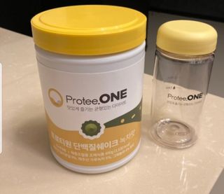 프로티원 단백질쉐이크 녹차맛 2주분 1통+보틀 — 5점을 준 리뷰어가 2021년 4월 올린 사용 사진